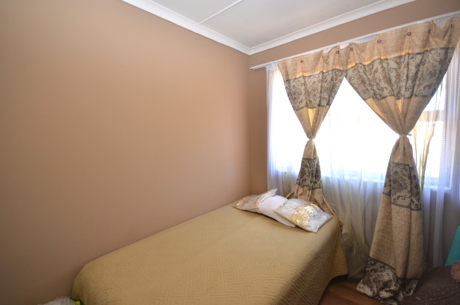 3 Bedroom Property for Sale in Highgate Eastern Cape